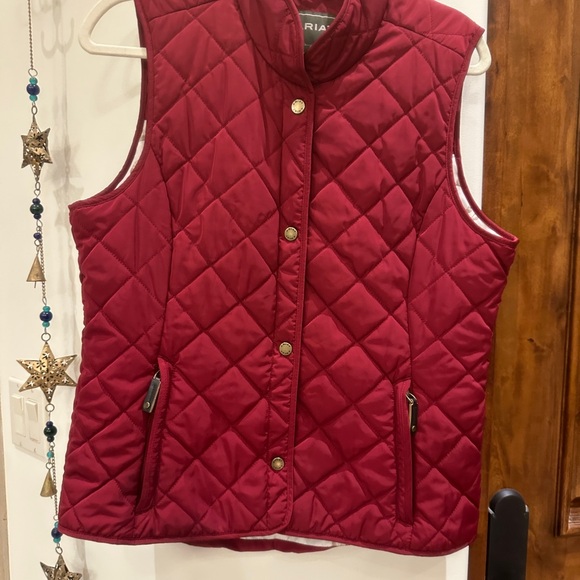Ariat Jackets & Blazers - ARIAT Women's Woodside Quilted Red Button Vest